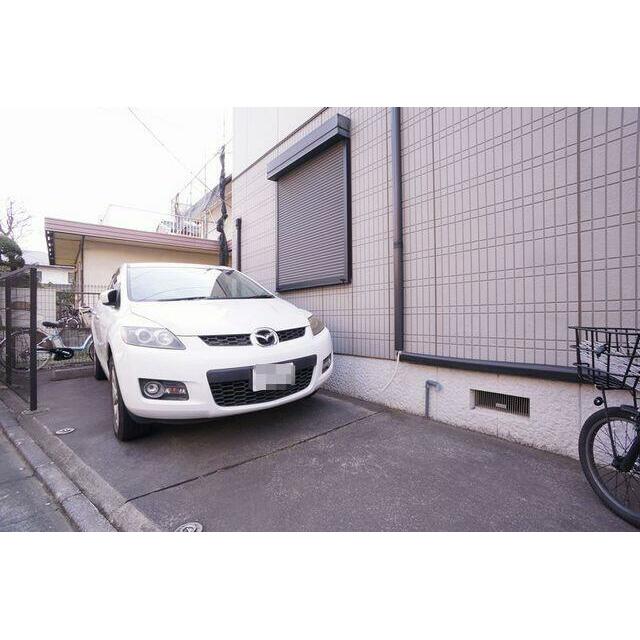 敷地内駐車場もございます。空き状況については株式会社守屋住宅　大宮西口駅前店までお問い合わせ下さい！