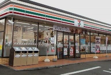セブンイレブン大井松田インター