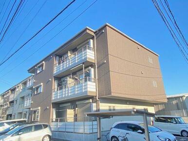 積水ハウス施工の３階建て重量鉄骨造の賃貸住宅『シャーメゾン』