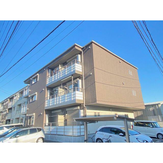 積水ハウス施工の３階建て重量鉄骨造の賃貸住宅『シャーメゾン』