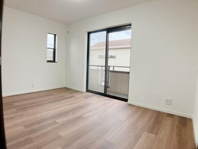 2階　南東側洋室