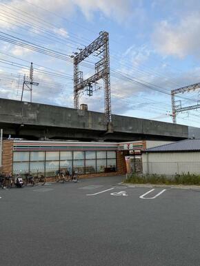 セブン-イレブン 寝屋川八坂町西店