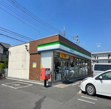 ファミリーマート