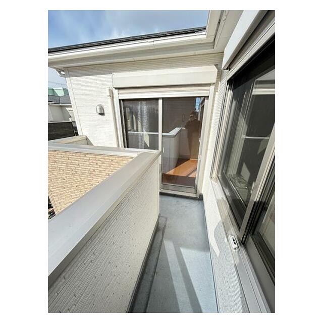 「バルコニー」南・西向きの二面バルコニー