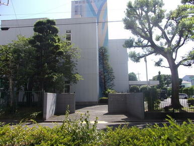 戸田市立図書館美笹分室