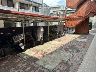 利用料無料で使える自転車置場です。