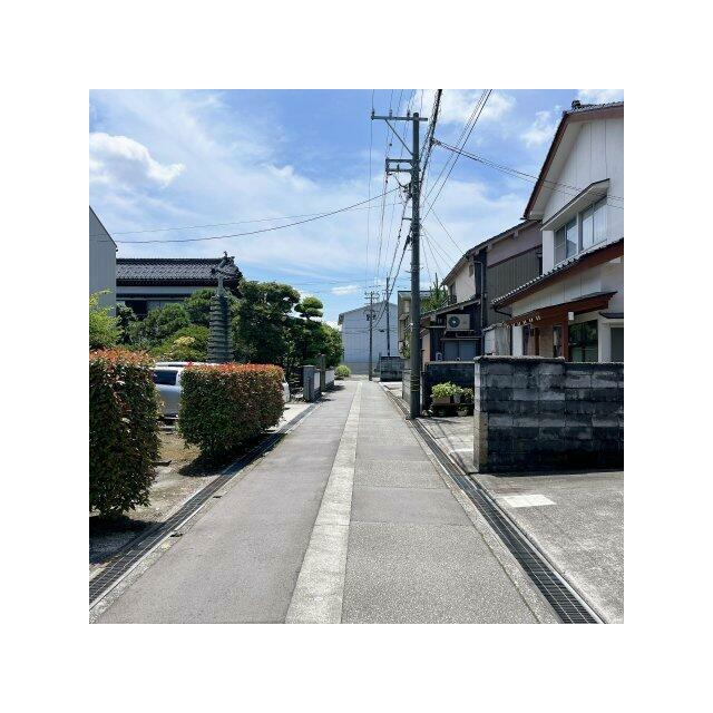 前面道路融雪装置付き！