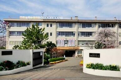 川崎市立宮前平中学校