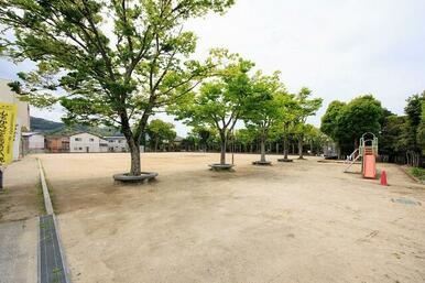 町上津役公園