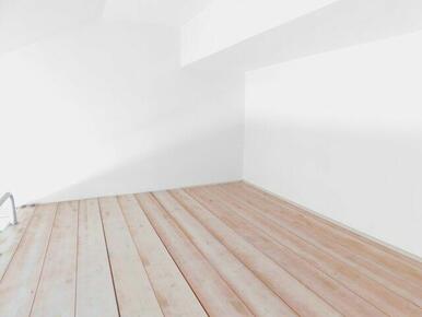 ロフト広いです！