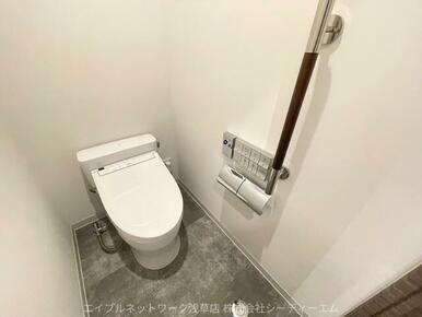 バリアフリートイレ（３台目）