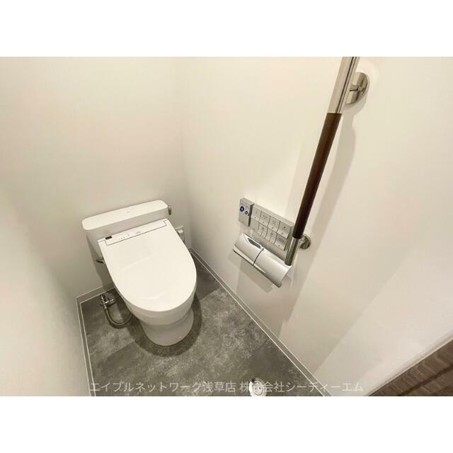 バリアフリートイレ（３台目）