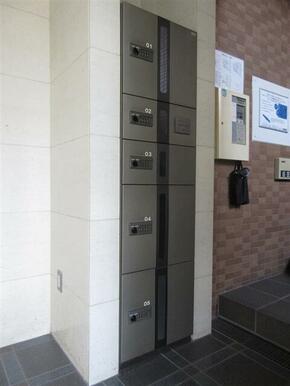 不在時に便利な宅配ＢＯＸ完備