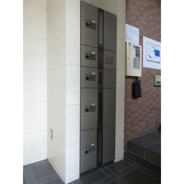 不在時に便利な宅配ＢＯＸ完備