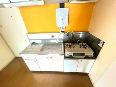 キッチンでお料理をお楽しみください