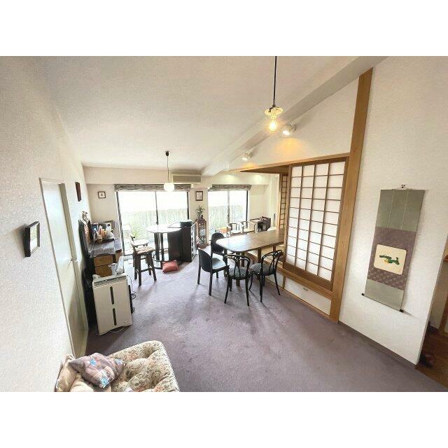 わが家のリビング、それはいちばん自分らしく振る舞える空間