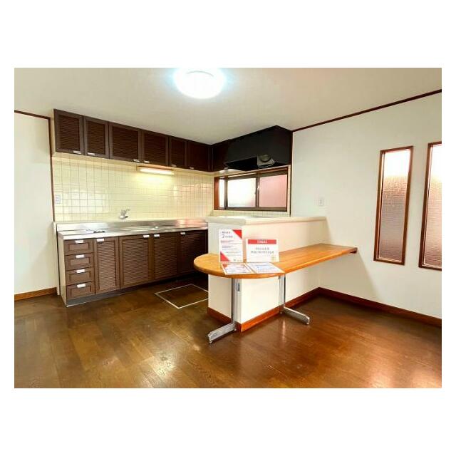 「キッチン」カウンター付きの物件です。