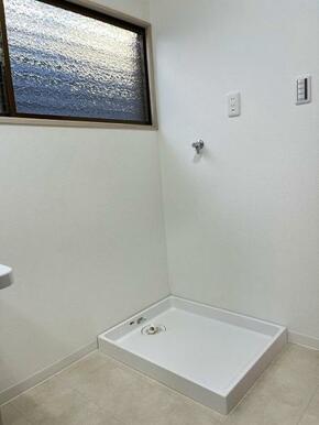 「脱衣所」室内に洗濯機置き場があり、洗濯盤付き物件です。