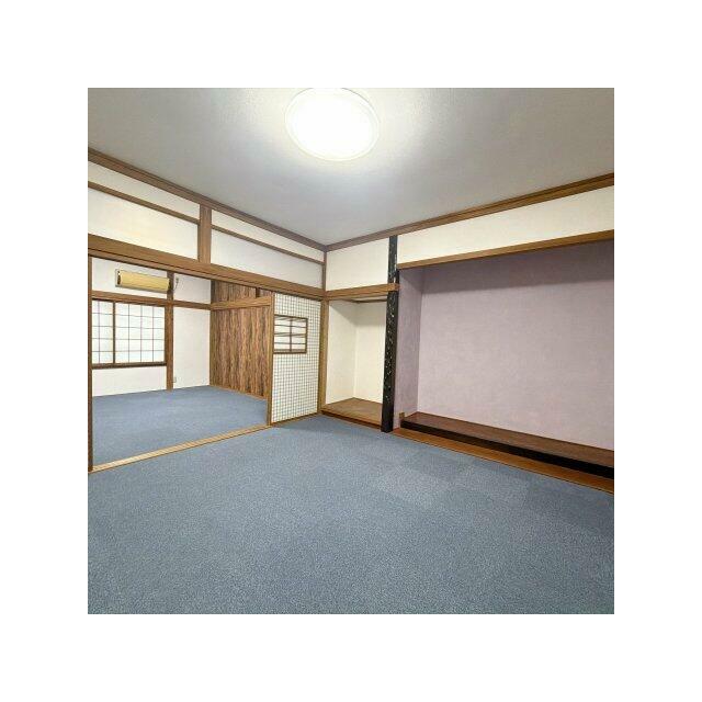 1階8帖和室！隣には縁側があります！