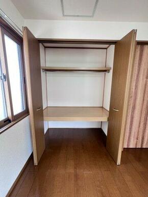 大きな収納付き
