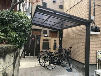 屋根付き駐輪場