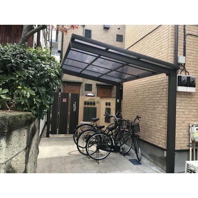 屋根付き駐輪場