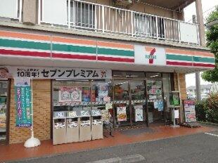 セブンイレブン藤沢石川３丁目店