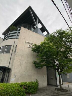 豊中市立服部図書館