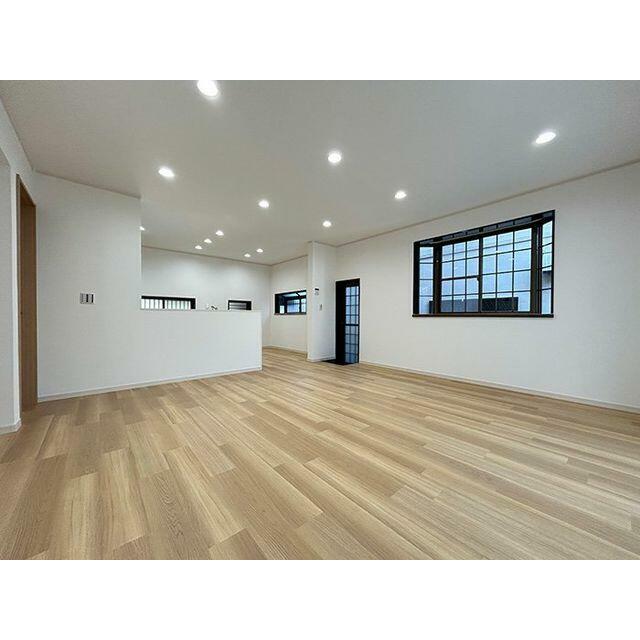 「ＬＤＫ」別角度１