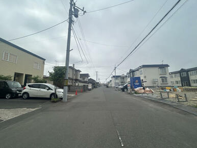 現地写真 前面道路（8.0m）