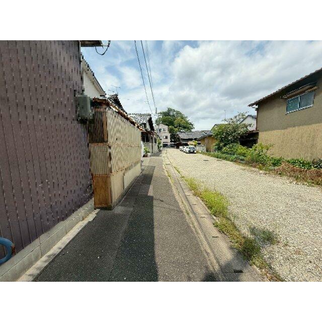 公簿277.68㎡の土地です