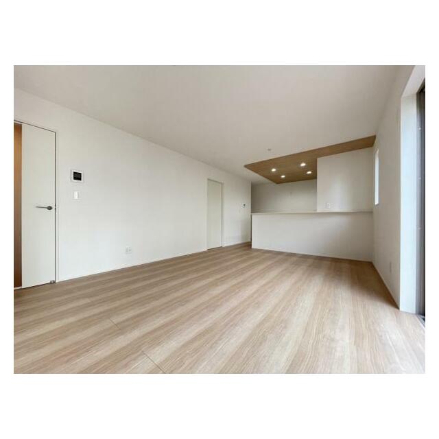 リビングは家族みんなが集まり何気ない出来事も気軽に話せる明るい空間＾＾