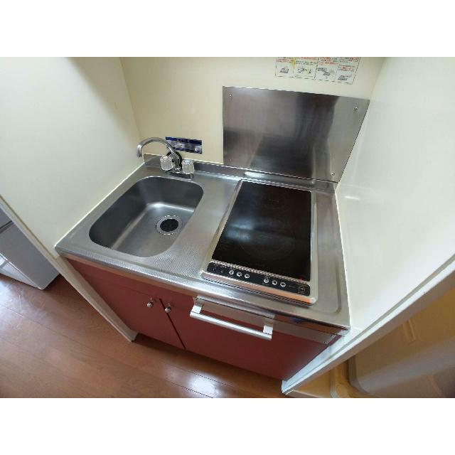 一人暮らしにピッタリの機能的なシンク