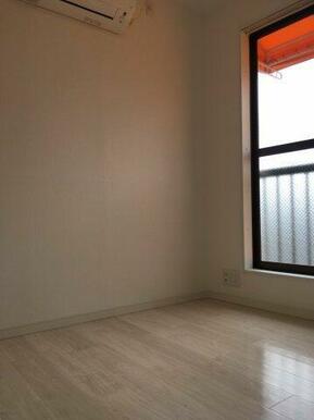 ※別部屋写真です