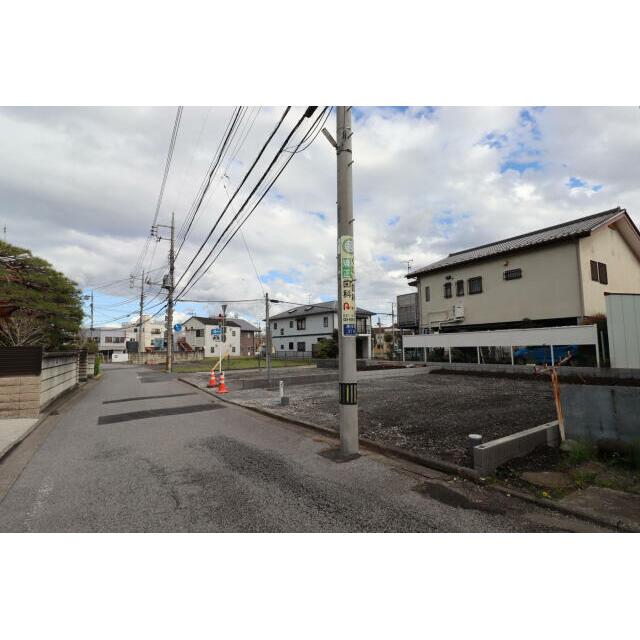 前面道路含む現地（造成後）