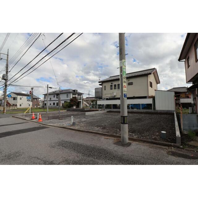 前面道路含む現地（造成後）