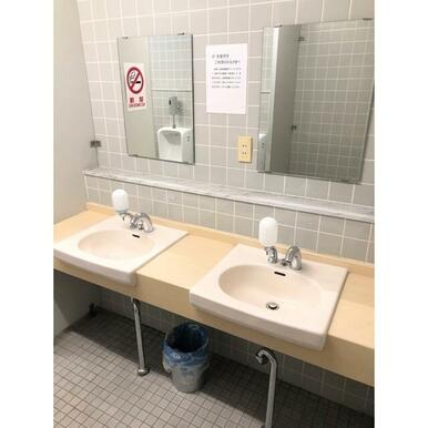 ※写真は3Fトイレです