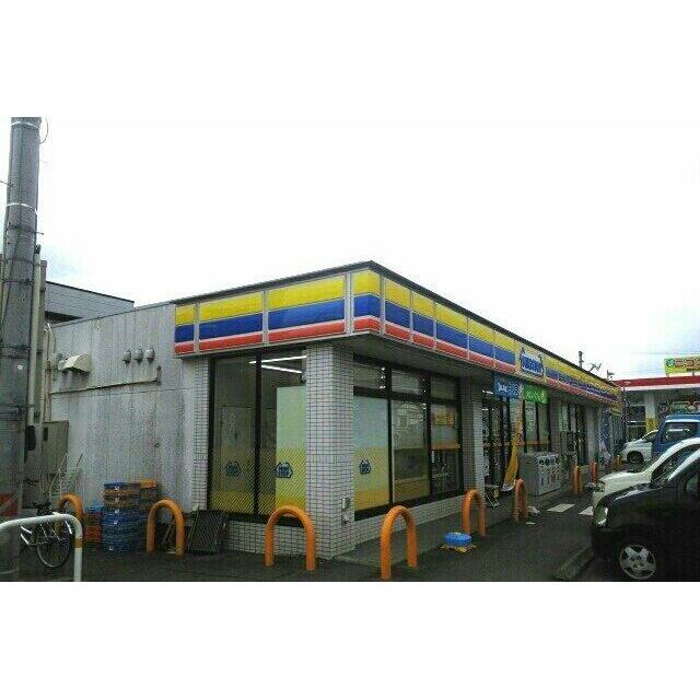 ミニストップ三島梅名店まで650m