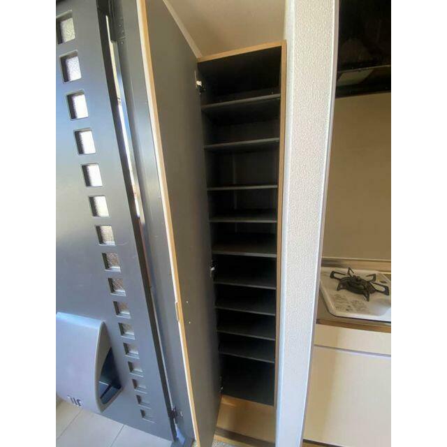 シューズボックス