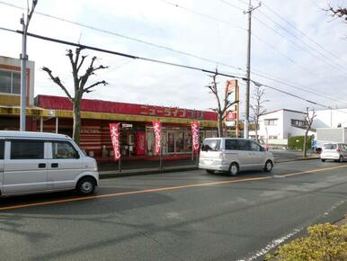 ニューライフフジ岩田店