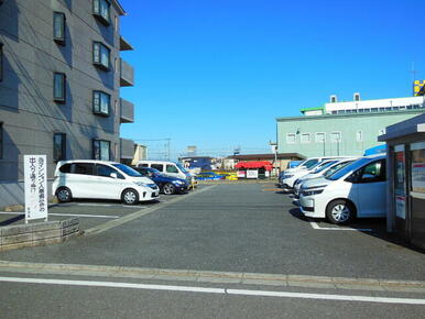 敷地内駐車場！　※空き要確認