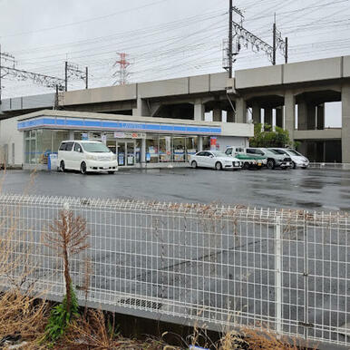ローソン原木インター店