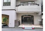 情報提供会社