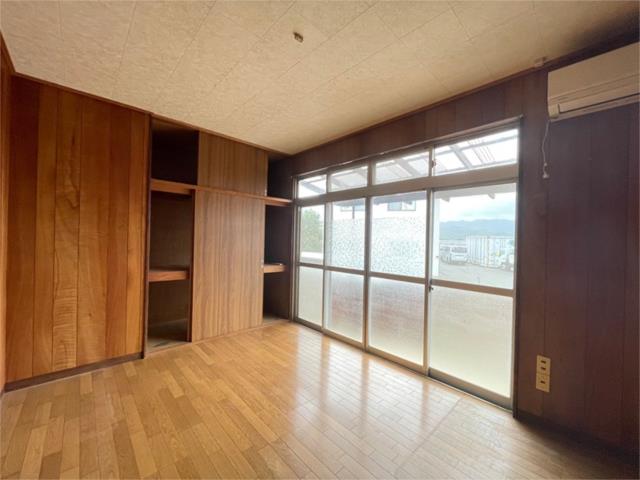 物件画像 中間市 七重町 (筑豊香月駅) 2階建 5DK