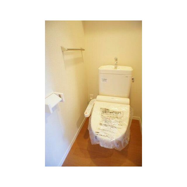 洗浄暖房付の便座は快適な暮らしを約束する必須アイテムです。