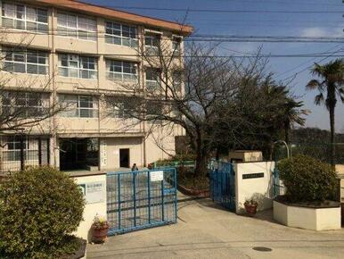 西宮市立苦楽園小学校