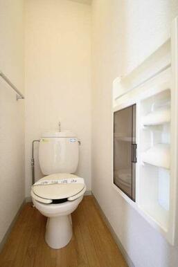 トイレは収納がございます