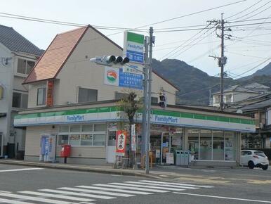 ファミリーマート滑石打坂店