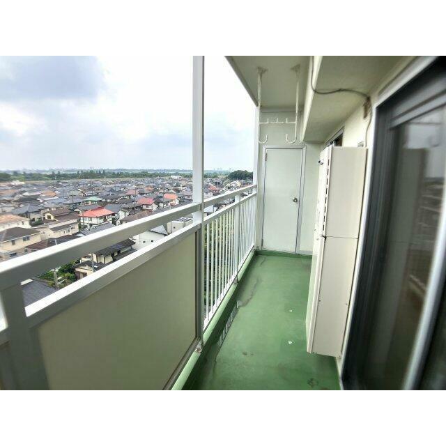 陽当たり良好なバルコニーです