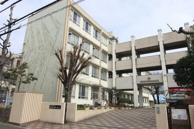 名古屋市立供米田中学校